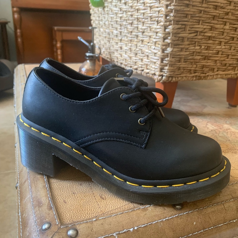Dr.Martens Amory Oxford Heels